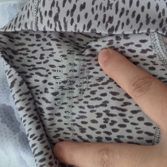 Athleta Salutation Stash Tight Pockets Gray Leggings with Animal Print 2 PairsXS - Picture 2 of 11